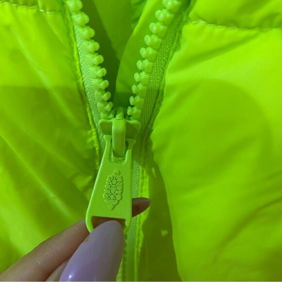 NWT Free People Puffer Vest size XS Oversized Lime Green - Picture 6 of 7